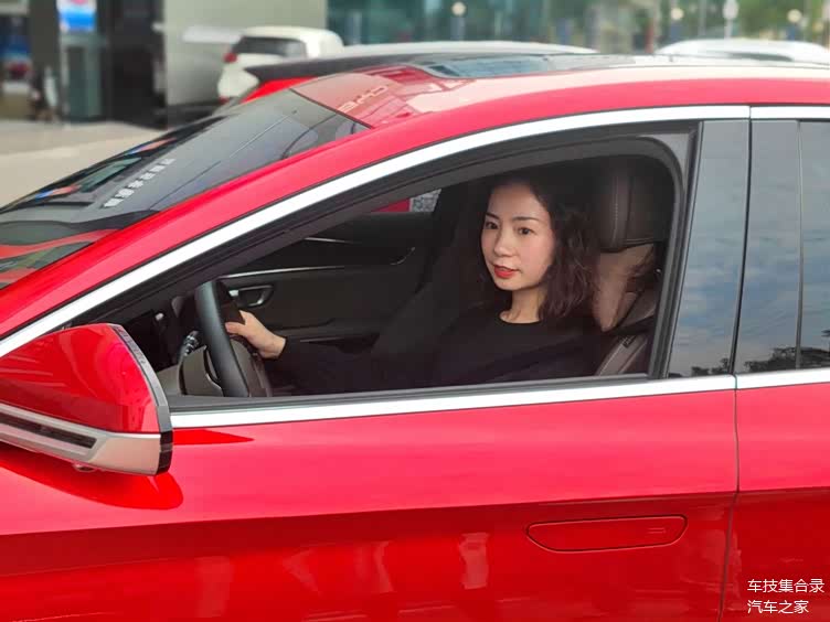 爱到处去耍的成都粉子:开汉EV一点不焦虑 爱到处去耍的成都粉子:开汉EV一点不焦虑